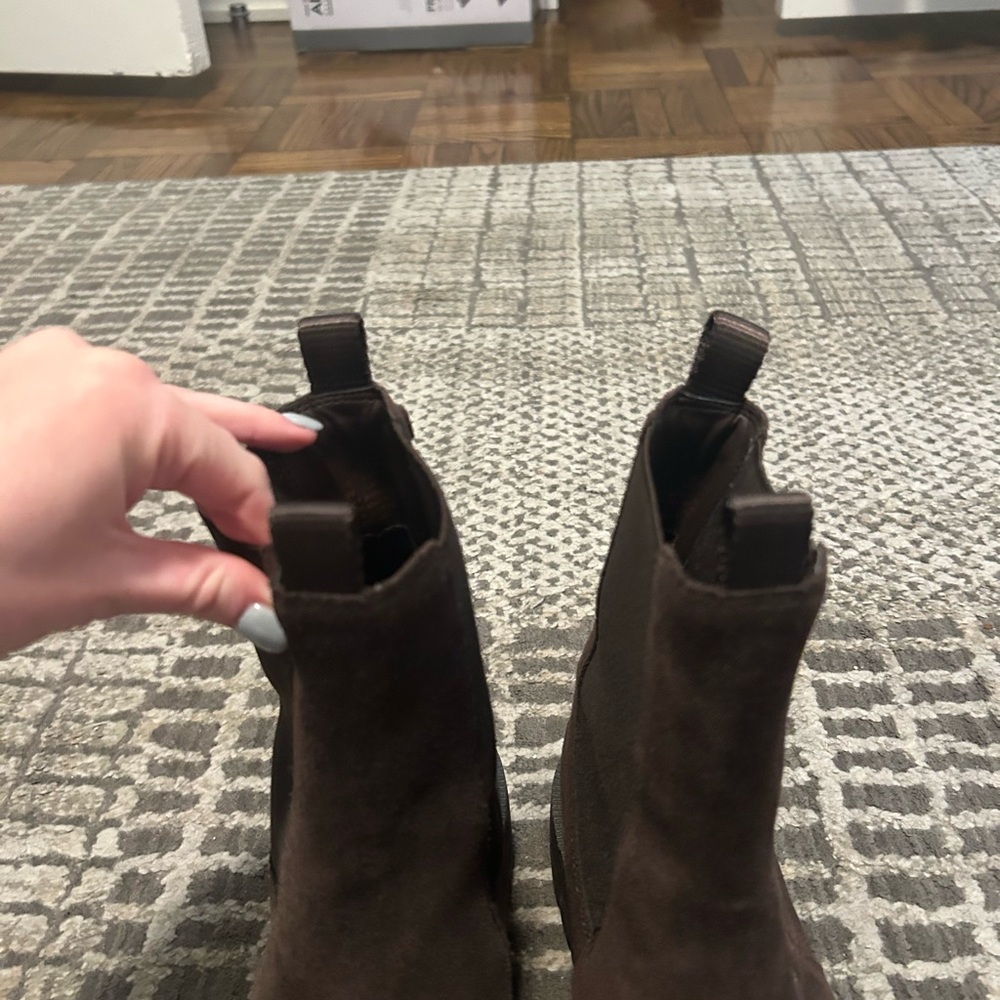 Sam Edelman Dark Brown Suede Chelsea Lug Ankle Boots - Picture 4 of 8
